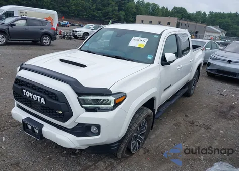 2021 Toyota Tacoma Trd Sport из США, поврежденный, VIN 3TYCZ5AN2MT032210
